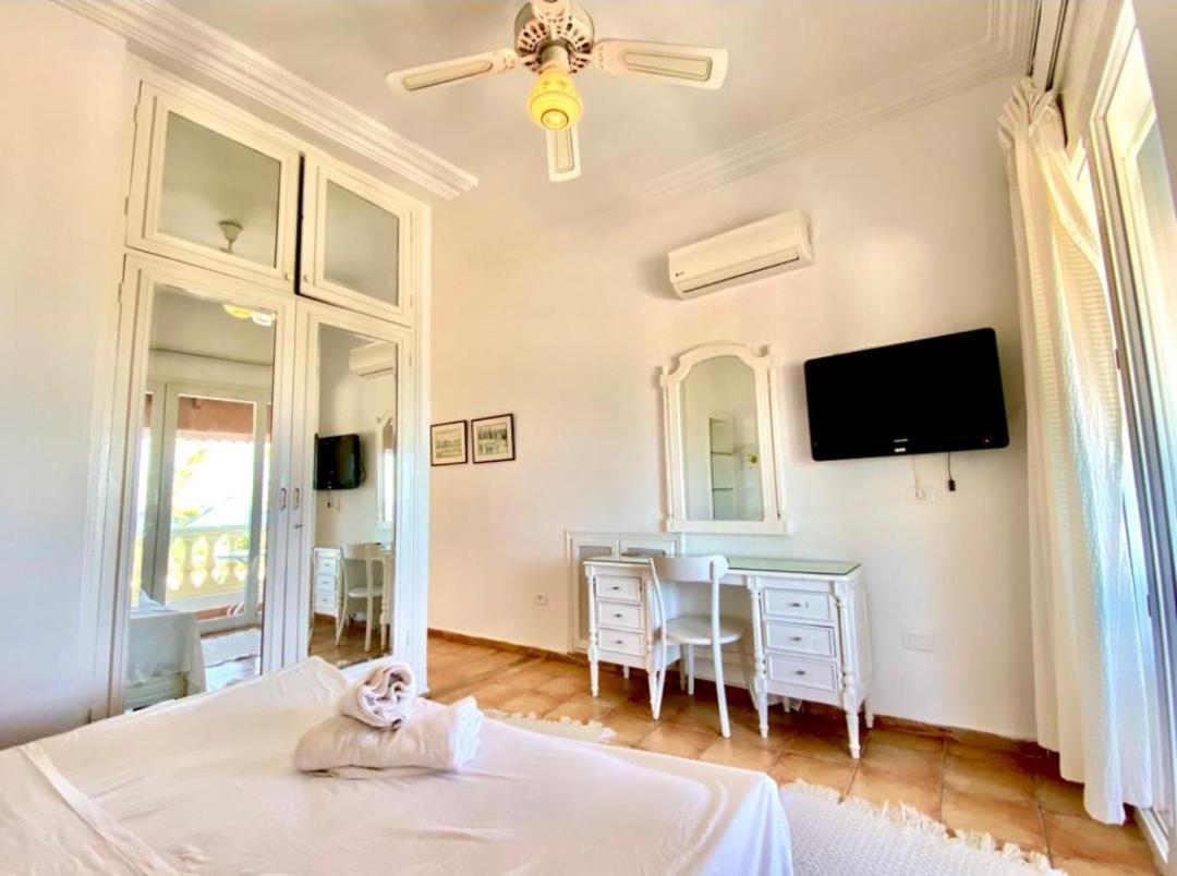 Plaza Corniche Hotel La Marsa Ngoại thất bức ảnh
